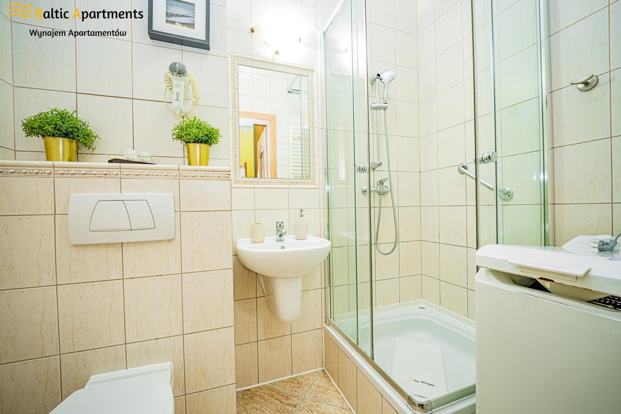Baltic Apartments - Apartamenty Korony Piastow Świnoujście Екстериор снимка
